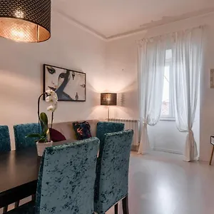 gallery-art-apartment-in-san-frediano.it-tuscanyhotel.com/